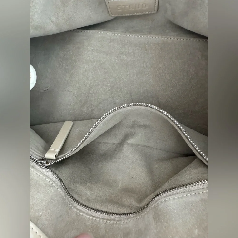 STAUD Cream Leather Shoulder Bag - Picture 11 of 11